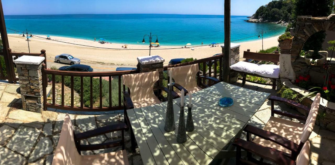 Papa Nero Beach House Agios Ioannis  エクステリア 写真