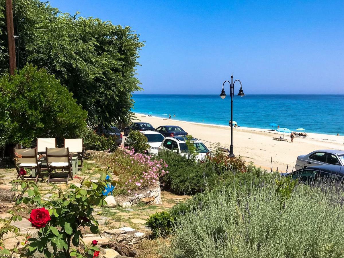 Papa Nero Beach House Agios Ioannis  エクステリア 写真